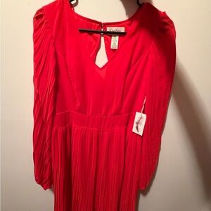 Elegant Red Pleated Dress